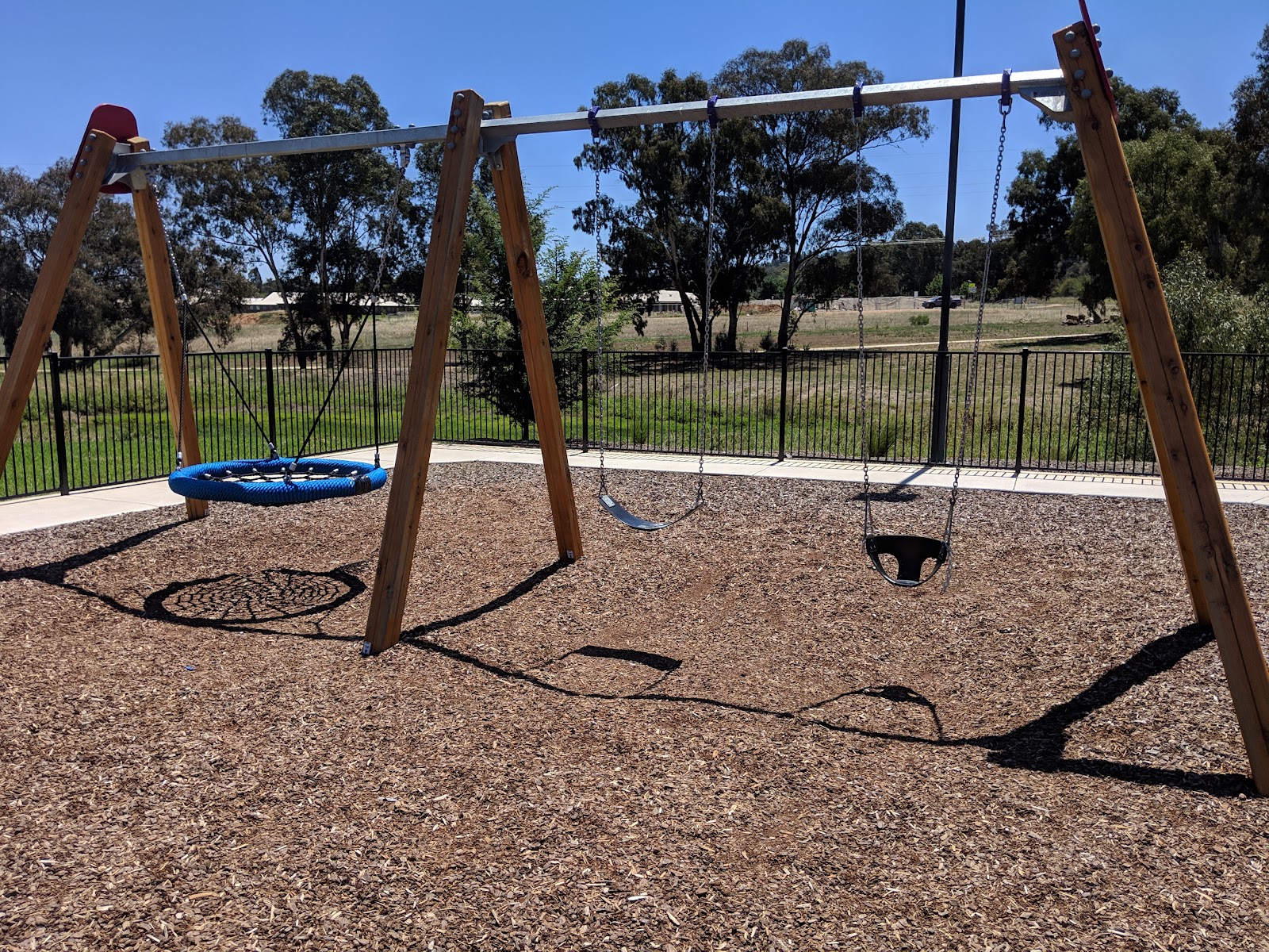 Ice delivery in Boorooma