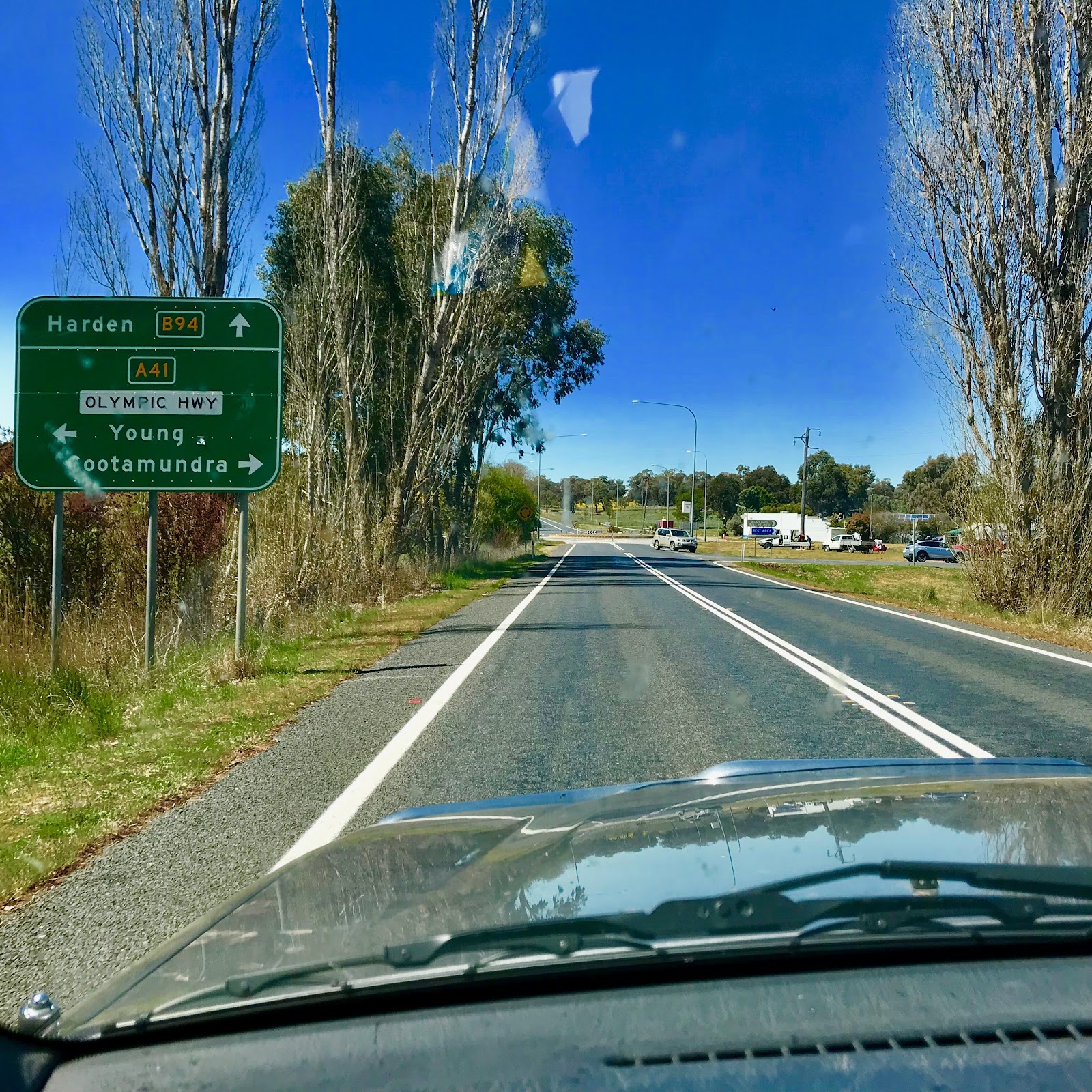 Ice delivery in Wallendbeen